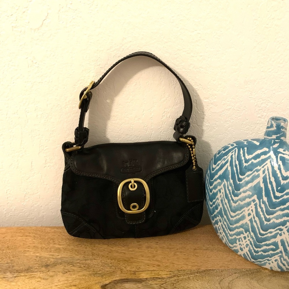 [ Coach] Black Small Purse.
